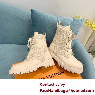 Louis Vuitton Calf leather and wool Territory Flat Ranger Ankle Boots Beige 2022 - Click Image to Close