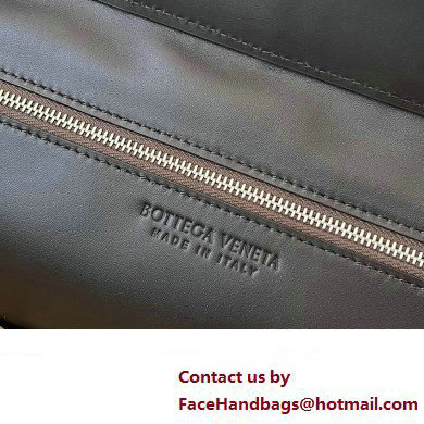 Bottega Veneta Cassette Intreccio woven raffia tote bag with leather trimming