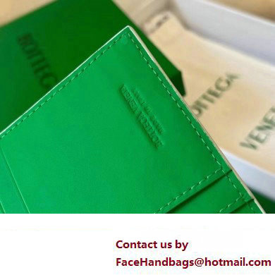 Bottega Veneta Intrecciato leather Long Wallet 676593 White/Green