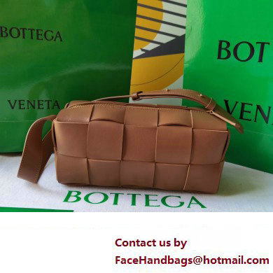 Bottega Veneta Intreccio leather Small Brick Cassette shoulder bag 729166 Brown