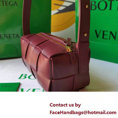 Bottega Veneta Intreccio leather Small Brick Cassette shoulder bag 729166 Burgundy