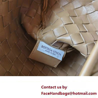 Bottega Veneta Small intrecciato leather Sardine bag with metallic top handle 716082 Brown