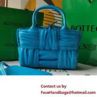 Bottega Veneta foulard Intreccio leather Mini Arco Tote bag with detachable strap Blue - Click Image to Close