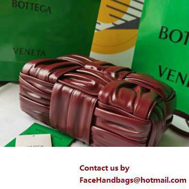 Bottega Veneta foulard Intreccio leather Mini Arco Tote bag with detachable strap Burgundy - Click Image to Close