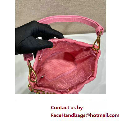 Prada Re-Edition 1995 Chaine Re-Nylon shoulder bag 1BH038 Pink 2023