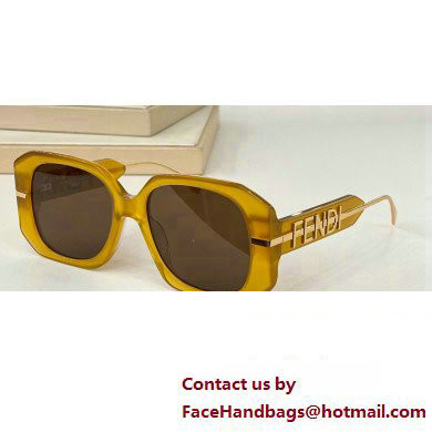 Fendi Sunglasses FE40065U 08 2023