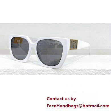 Fendi Sunglasses FE40068U 04 2023