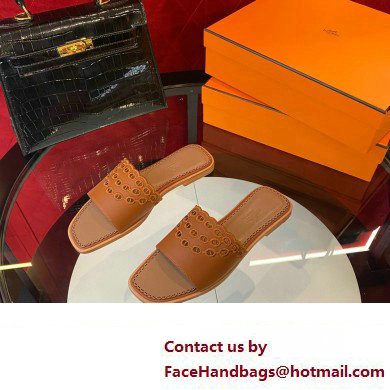 Hermes Gaelle sandal in calfskin tan 2023