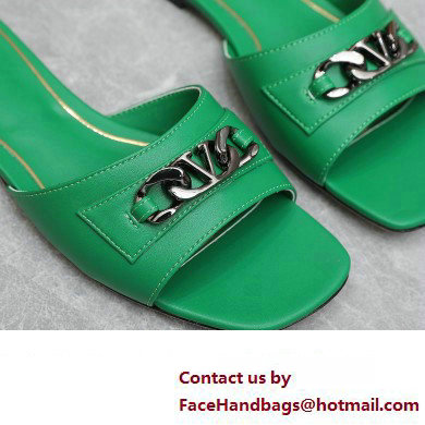 Valentino VLogo Chain Slides in calfskin leather 06 2023