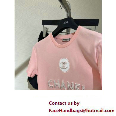 chanel pearls CC logo T-shirt pink 2023 - Click Image to Close
