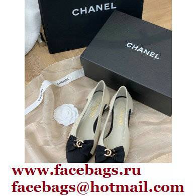 Chanel CC Logo and Bow Ballerinas White/Black 2022