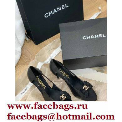 Chanel CC Logo and Bow Pumps Black 2022