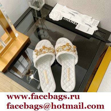 Chanel Chain Lambskin and Jewelry Flat Mules White 2022 - Click Image to Close