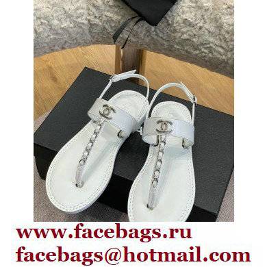 Chanel Chain Patent Calfskin Flat Thong Sandals G38221 White 2022