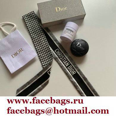 Dior black Des Vents and White Silk Twill 30 Montaigne Mitzah Scarf 2022