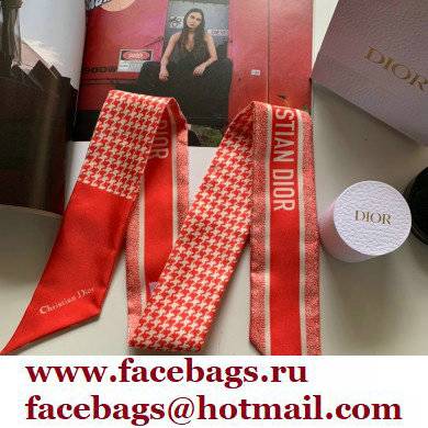 Dior red Des Vents and White Silk Twill 30 Montaigne Mitzah Scarf 2022 - Click Image to Close