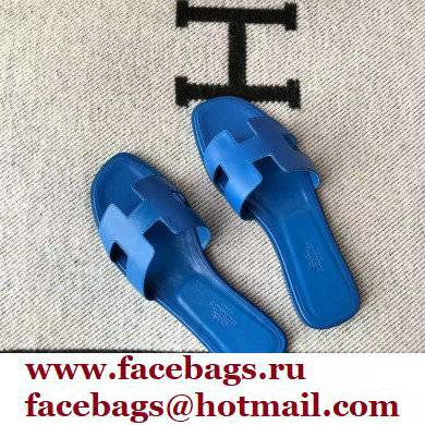 Hermes Oran Flat Sandals in Swift Box Calfskin 73
