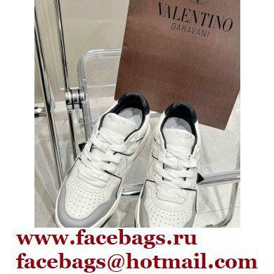 Valentino Low-top ONE STUD Sneakers 13 2022 - Click Image to Close