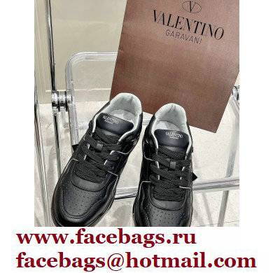 Valentino Low-top ONE STUD Sneakers 16 2022 - Click Image to Close