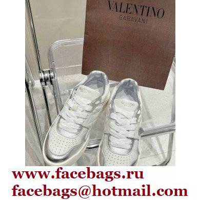 Valentino Low-top ONE STUD Sneakers 17 2022