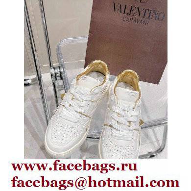 Valentino Low-top ONE STUD Sneakers 19 2022