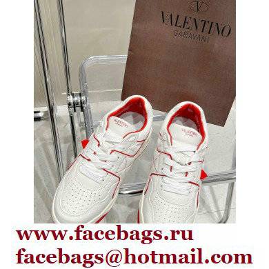 Valentino Low-top ONE STUD Sneakers 20 2022 - Click Image to Close