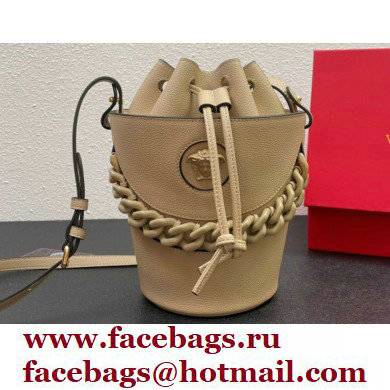 Versace La Medusa Chain Bucket Bag Beige - Click Image to Close