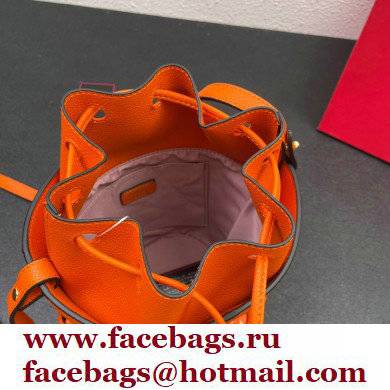 Versace La Medusa Chain Bucket Bag Orange