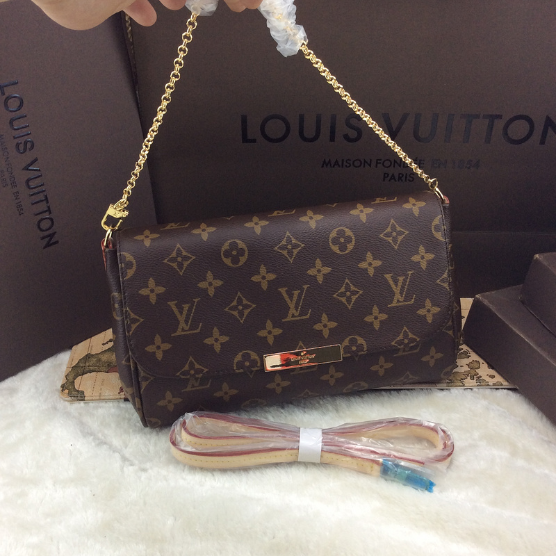 Louis Vuitton Monogram Canvas Favorite MM - M40718 Louis Vuitton Monogram Canvas Favorite MM - M40718