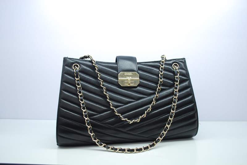 2012 New Arrival Chanel A30152 Gabrielle Lambskin Shoulder Bag Black