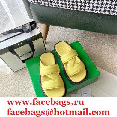 Bottega Veneta THE BAND Calf Leather Slip-on Sandals Yellow 2021 - Click Image to Close