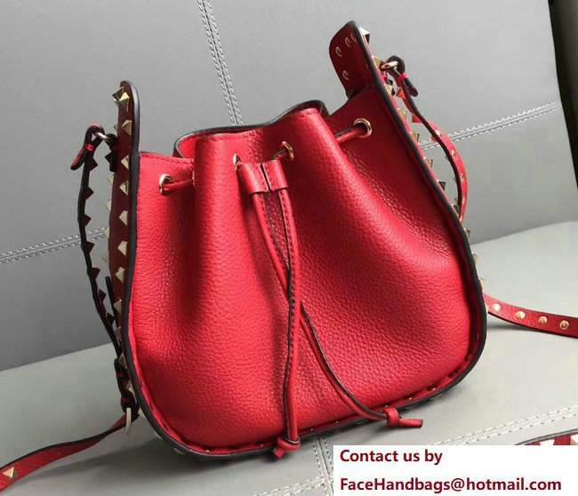 Valentino Rockstud Drawstring Bucket Bag Stampa Alce Textured Red Spring 2017
