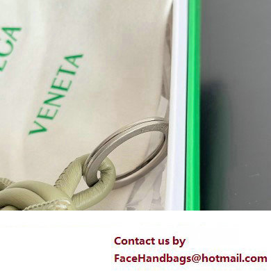 Bottega Veneta Knot Leather key ring 02