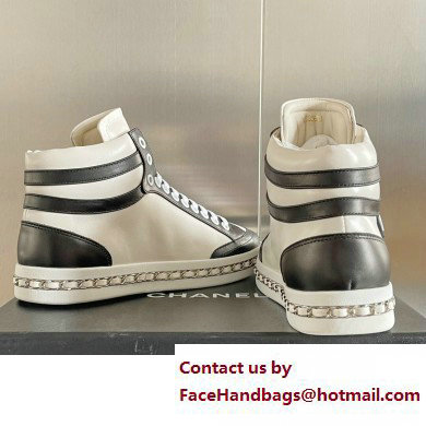 Chanel CC Logo Chain High Top Sneakers 01 2023