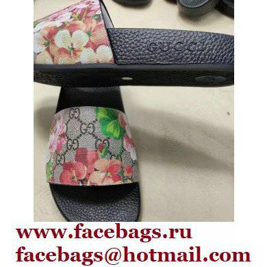 gucci lover's GG Blooms Supreme floral slide sandals - Click Image to Close
