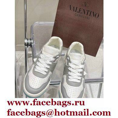 Valentino Low-top ONE STUD Sneakers 02 2022 - Click Image to Close